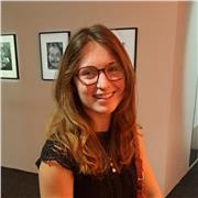 Étudiante en Master de droit (Paris 1) et ancienne élève de classe préparatoire littéraire, propose cours de français du primaire